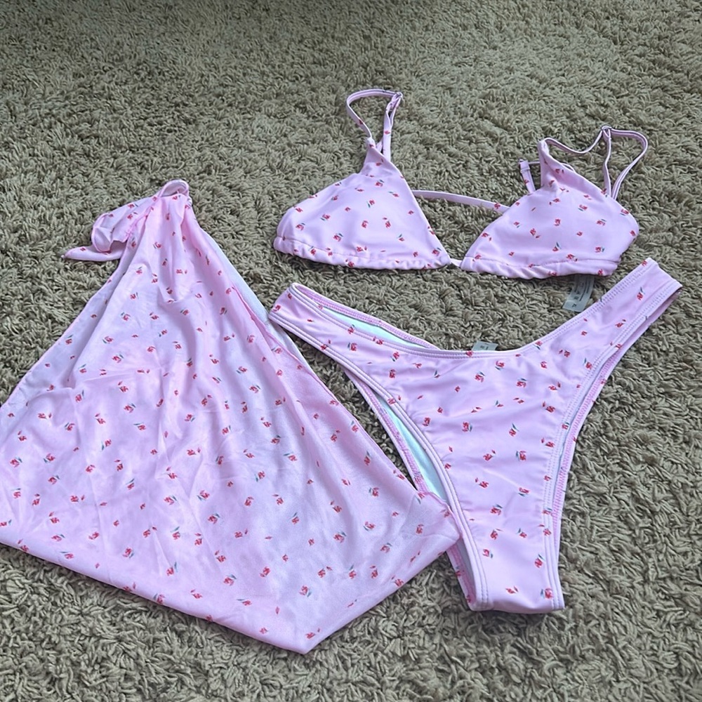 Ditsy Pink Floral Bikini Set